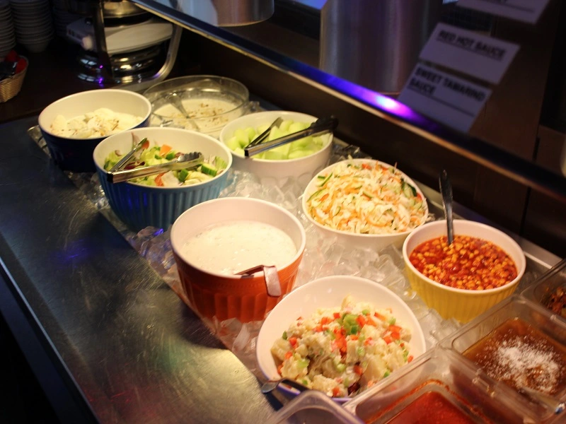 Best Pakistani & East Indian restaurant in Kiniski Gardens Edmonton - Punjab Sweets & Restaurant